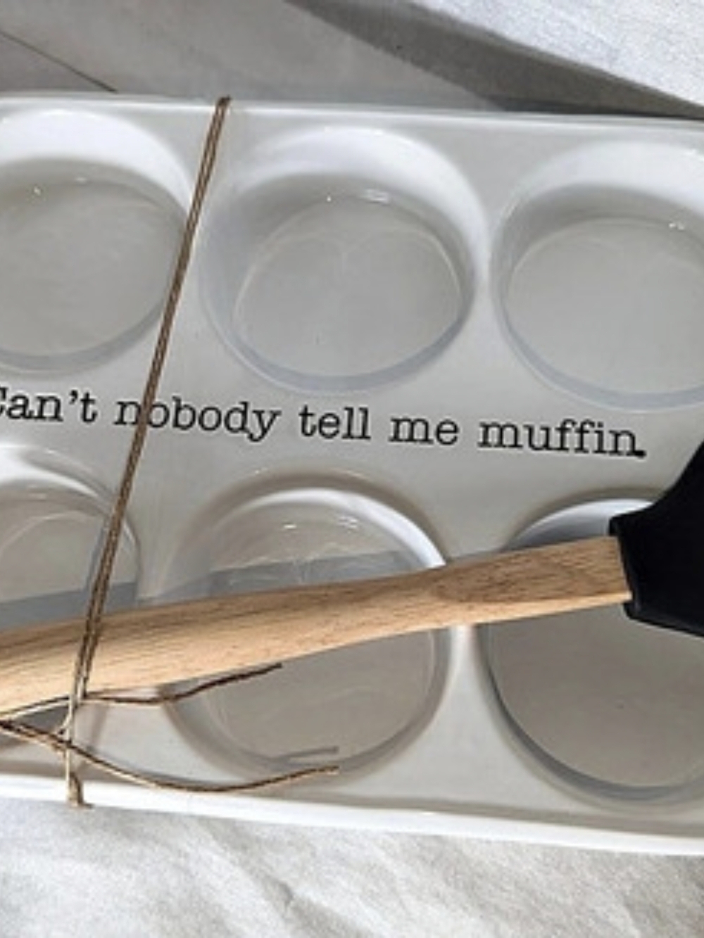 MUD PIE Circa Muffin Tray and Spatula Set, White, 12" x 8"
